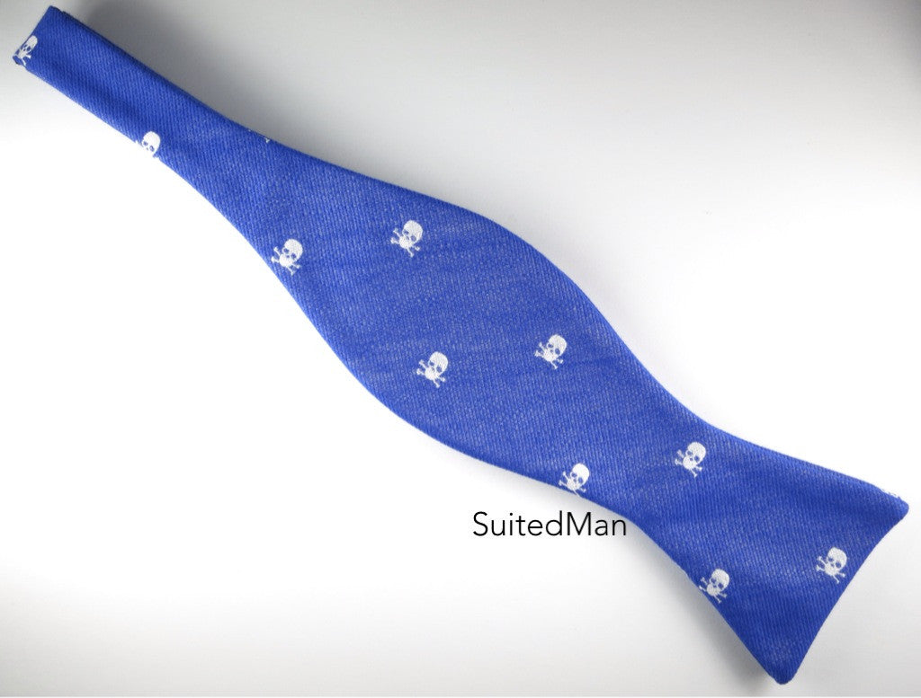 Bow Tie, Skulls, Blue, Flat End - SuitedMan