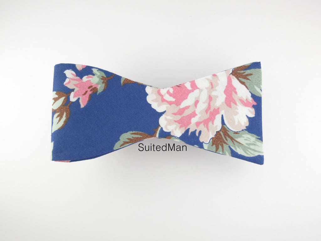 Floral Bow Tie, Blue Peach Rose en Bloom, Flat End - SuitedMan
