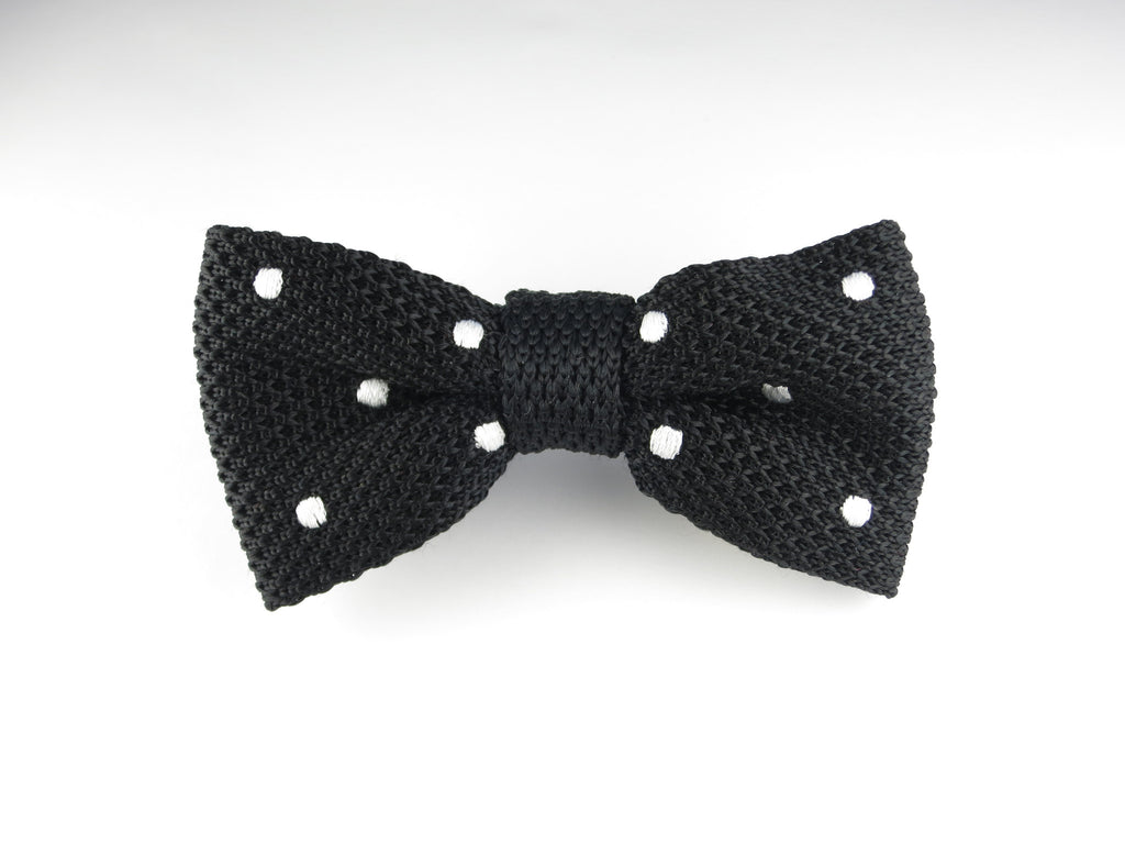 Knit Bow Tie, Polka Dots, Black/White, Flat End - SuitedMan