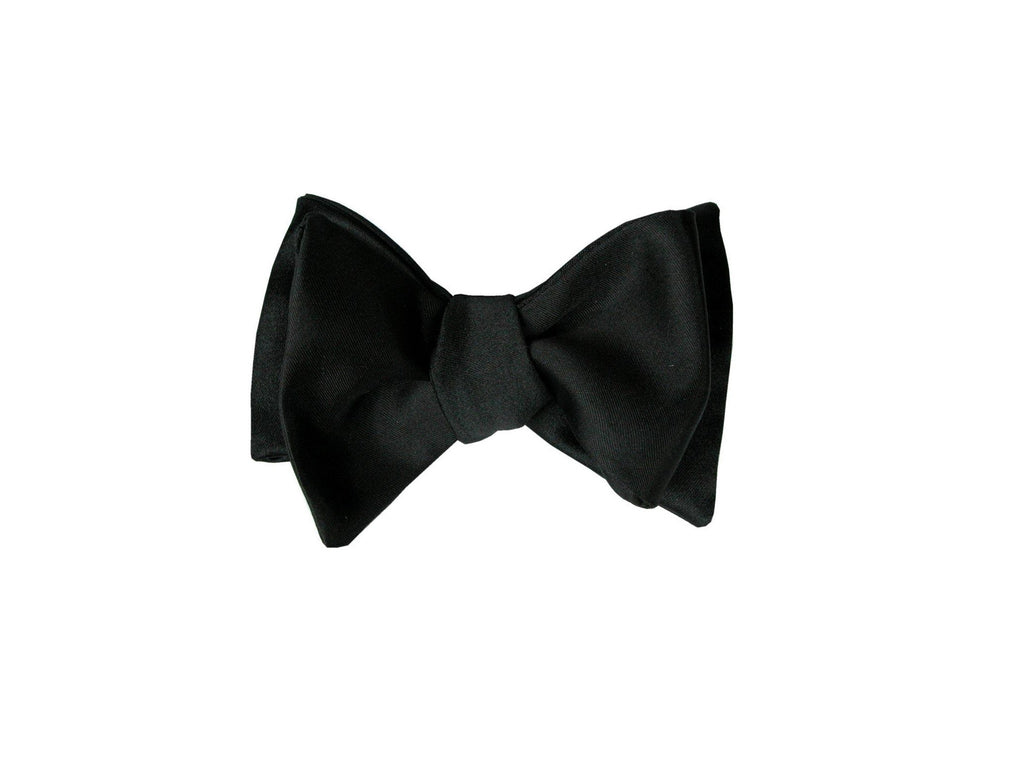 SuitedMan D'Italia Bow Tie, Black, Flat End - SuitedMan