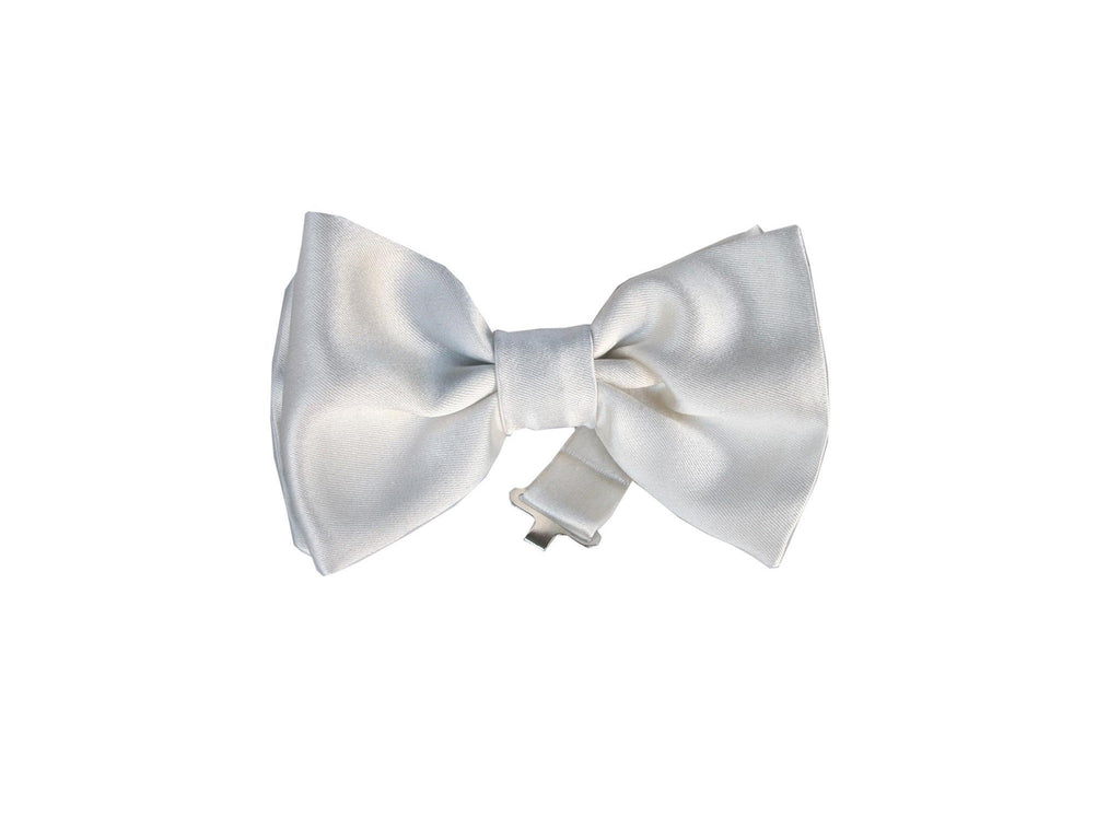 SuitedMan D'Italia Bow Tie, White, Flat End - SuitedMan
